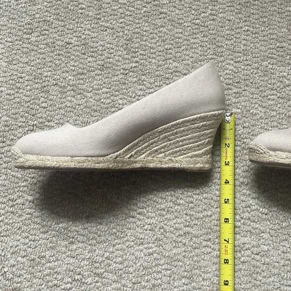 J Crew tan canvas wedges size 11 - Picture 3 of 6